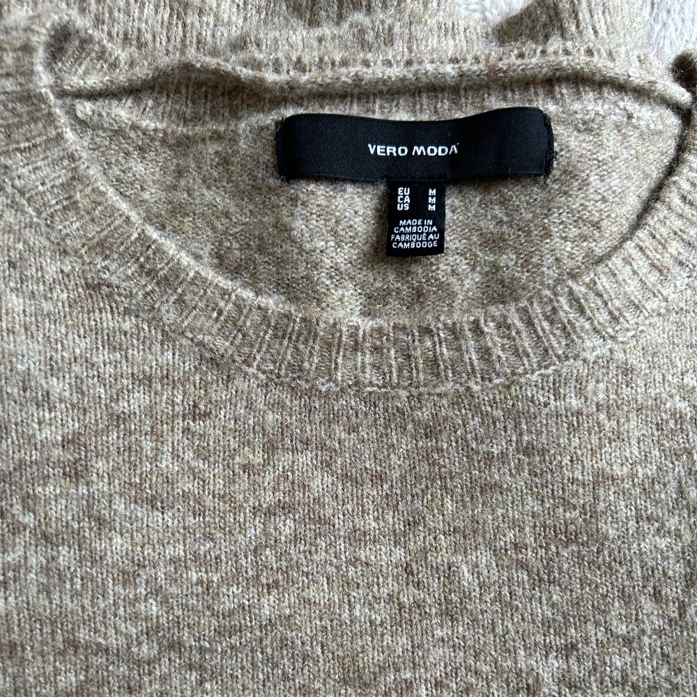 Veronica Moda Knit - Picture 2 of 3